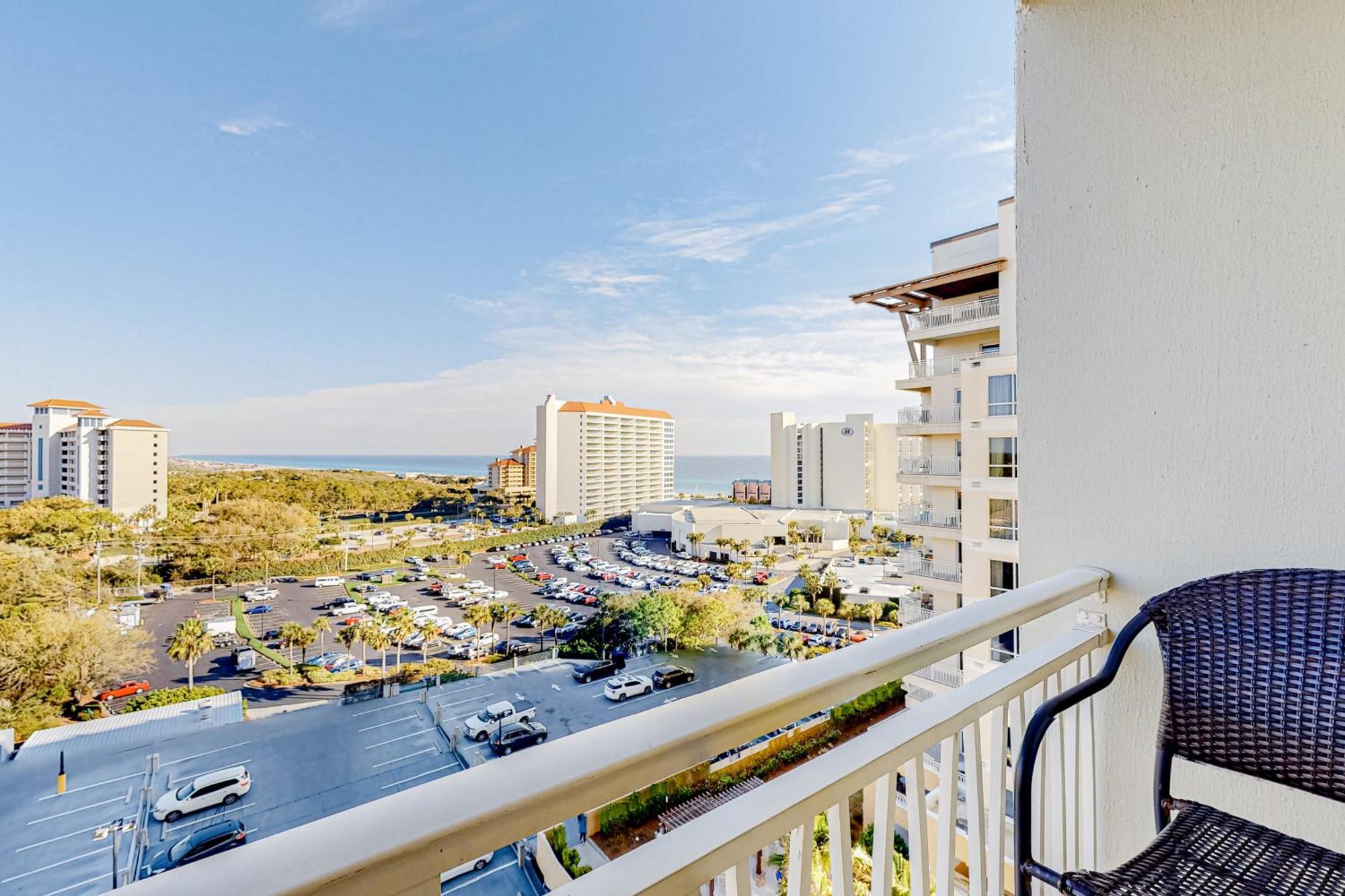 Luau Condos V デスティン 部屋 写真